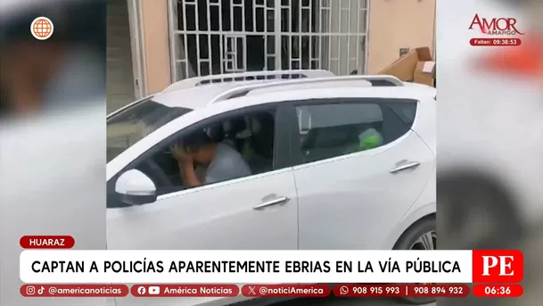 Captan a policías aparentemente ebrias en la vía pública en Huaraz. Foto: América Noticias