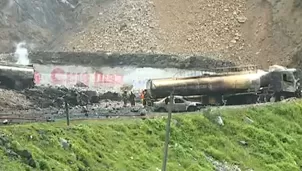 Se suspendió el tránsito por seguridad. Foto: captura de video