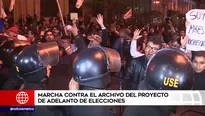 Manifestación se concentró en la plaza San Martín.