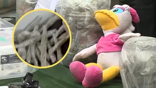 La Policía detuvo a una banda que comercializaba drogas que escondían en peluches - Foto y video: Canal N