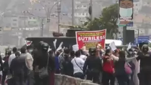 Protesta en exteriores del Congreso. Foto: captura de video Canal N.