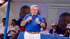 César Acuña: Lo llamé para felicitarlo, no para pedir ministerios. Foto: Facebook/APP. Video: Canal N