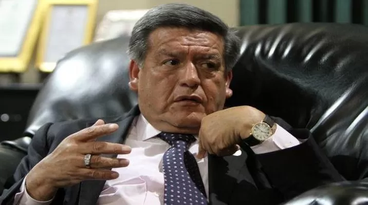 César Acuña obtuvo el grado académico de Magíster por dicha universidad en el año 1996. Foto. El Comercio César Acuña obtuvo el grado académico de Magíster por dicha universidad en el año 1996. Foto. El Comercio