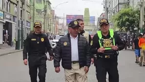 El titular del Mininter, César Astudillo, inspeccionó el despliegue policial en Gamarra junto a mandos de la PNP y autoridades de La Victoria. Video: Canal N