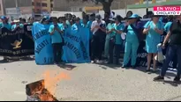 La protesta busca concienciar sobre las condiciones precarias en las que trabajan y la urgente necesidad de un aumento en los recursos. / Video: Canal N