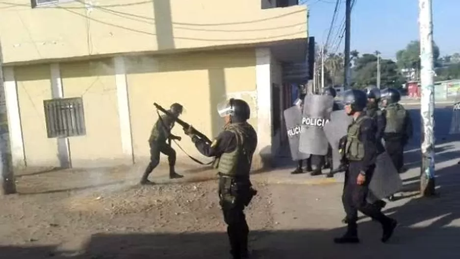 Trabajadores azucareros se enfrentan a la Policía. Foto: América Noticias