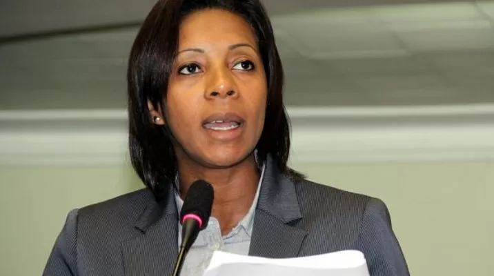 Leyla Chihuán pidió a hinchas no ir a los estadios para sacar a Burga de la FPF Leyla Chihuán pidió a hinchas no ir a los estadios para sacar a Burga de la FPF