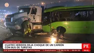 Choque entre camión y bus turístico en la Panamericana Sur