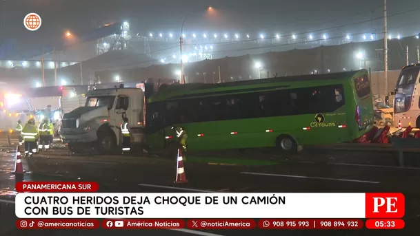 Cuatro heridos tras choque entre camión y bus turístico en la Panamericana Sur. Foto: América Noticias