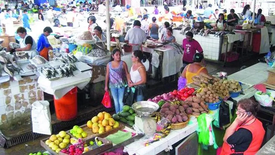 Muro de mercado cayó. Foto: Referencial