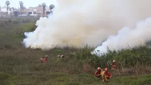 El incendio se originó en un rancho. Foto: El Comercio-Video: Canal N