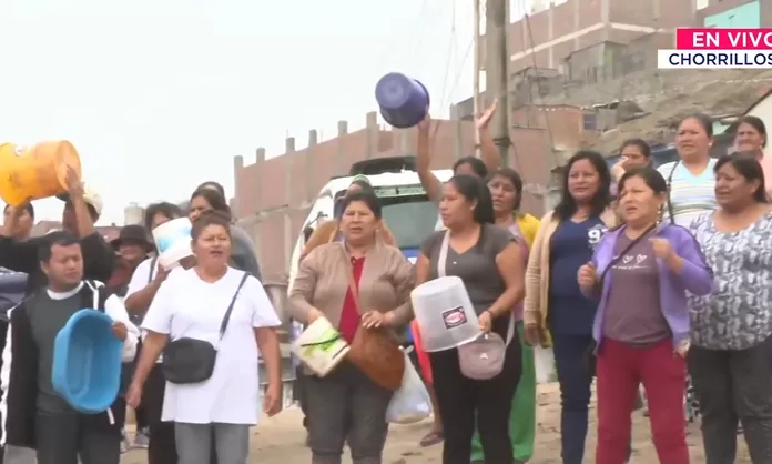 Chorrillos: Protestan por obra de saneamiento inconclusa