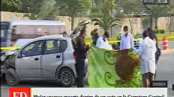 Hallaron el cadáver de una joven mujer en Chosica. Captura: América TV Hallaron el cadáver de una joven mujer en Chosica. Captura: América TV