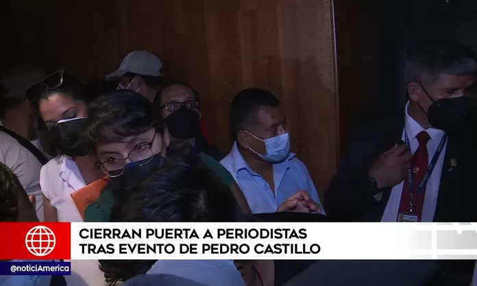 Cierran puerta a periodistas tras evento de Pedro Castillo en La Victoria