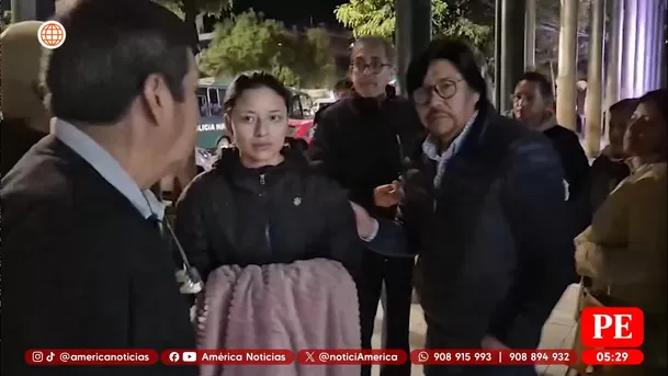 Detienen a policías acusados de robo de dinero en Puno. Foto: América Noticias Detienen a policías acusados de robo de dinero en Puno. Foto: América Noticias