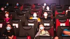 Cines exigirán carné de vacunación completa contra la COVID-19