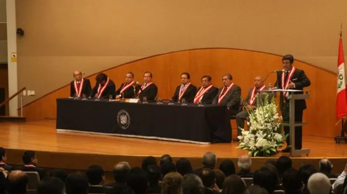 Tras la incorporación, el presidente del CNM, Guido Aguila, explicó que para la elección se tomaron en cuenta tres aspectos. Foto: Andina Tras la incorporación, el presidente del CNM, Guido Aguila, explicó que para la elección se tomaron en cuenta tres aspectos. Foto: Andina