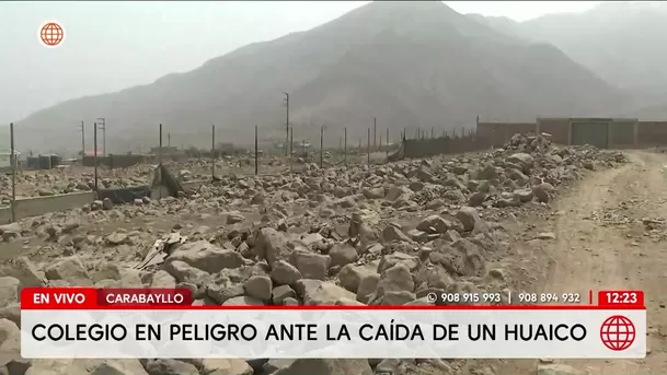 Colegio de Carabayllo está en peligro por huaico. Foto: América Noticias Colegio de Carabayllo está en peligro por huaico. Foto: América Noticias