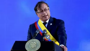 Gustavo Petro ratificó el incremento del 23,7 % del salario mínimo en Colombia y firmó un nuevo decreto tras la orden del Consejo de Estado. El monto se mantiene en dos millones de pesos mensuales con auxilio de transporte. Foto: AFP. Video: Canal N