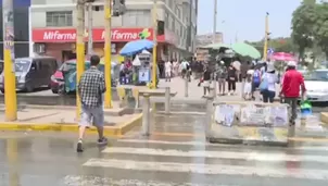 El cruce de las avenidas Universitaria y San Felipe se encuentra inundado / Video: Canal N