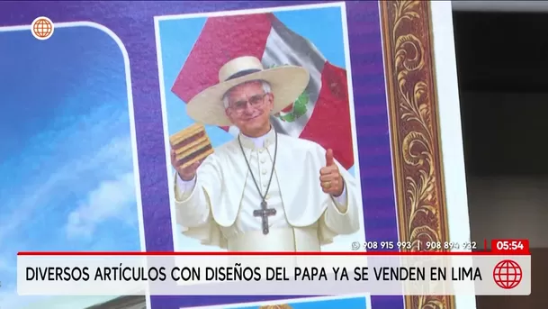 Comerciantes venden productos del papa León XIV en Lima. Foto: América Noticias Comerciantes venden productos del papa León XIV en Lima. Foto: América Noticias