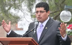 Alcalde de Surco se presenta en la comisión López Meneses - Noticias de ilich-lopez-urena