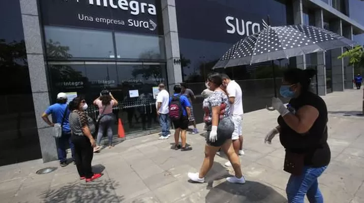 Jubilación anticipada fue aprobada en el Congreso. Foto: El Comercio Jubilación anticipada fue aprobada en el Congreso. Foto: El Comercio