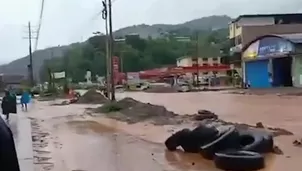 Las lluvias en Chanchamayo han causado bloqueos en carreteras y obligaron a comerciantes a hacer transbordos. Video: Canal N