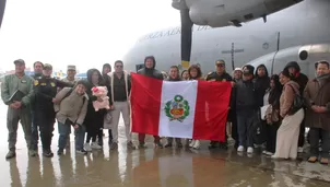 Cancillería y el Ministerio de Defensa coordinan donación y vuelo solidario para retorno seguro de compatriotas desde Bolivia. Foto: Cancillería. Video: Canal N