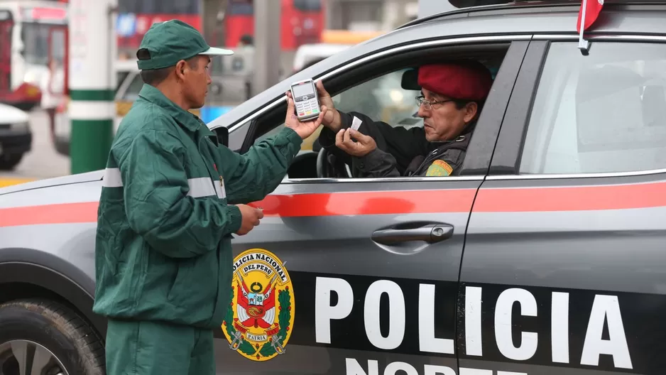 Robo de gasolina. Foto referencial: Andina