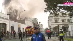 Incendio frente al Congreso de la República moviliza 15 unidades de bomberos y genera alarma en Lima. / Video: Canal N