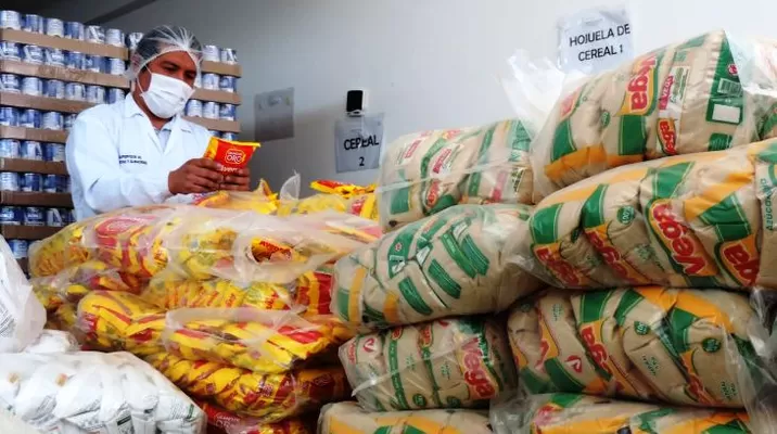 Empresas que donen alimentos pagarán menos impuestos. Foto: Andina Empresas que donen alimentos pagarán menos impuestos. Foto: Andina