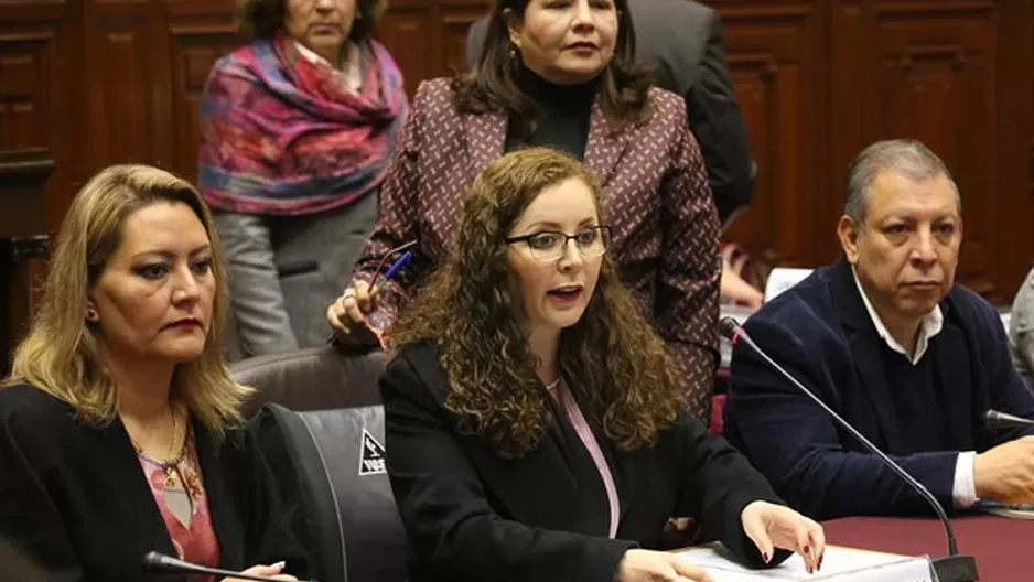 Comisión de Constitución aprobó dictamen sobre acoso político. Foto: El Comercio