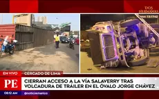 Contenedor bloquea tránsito en óvalo Jorge Chávez tras volcadura de tráiler - Noticias de bloqueo