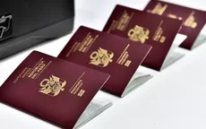 Contraloría: Funcionarios de Migraciones dilataron compra de libretas para pasaportes - Noticias de elton-john