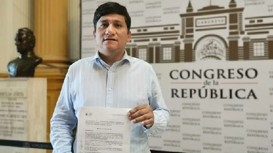 Felipe Castillo, parlamentario de la bancada de Podemos Perú. Foto: Caretas 