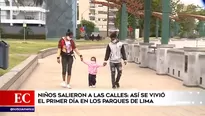 Niños salieron a la calle con sus padres.