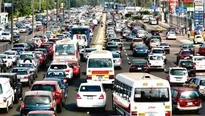 Algunas rutas de transporte ya no circularán por la avenida Javier Prado por disposición de la MML. Foto: archivo El Comercio