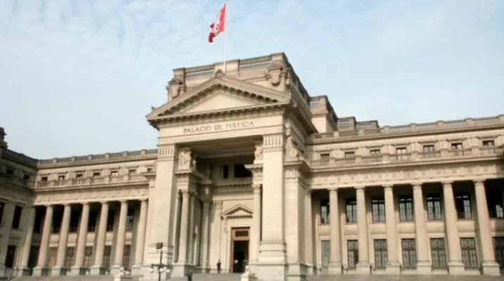 Corte Suprema aceptó declarar en emergencia el Poder Judicial Corte Suprema aceptó declarar en emergencia el Poder Judicial