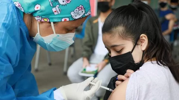 Hasta el momento, informó Jiménez, 1 millón 745 mil niños de 5 a 11 años han recibido la primera dosis / Foto: Archivo El Comercio Hasta el momento, informó Jiménez, 1 millón 745 mil niños de 5 a 11 años han recibido la primera dosis / Foto: Archivo El Comercio