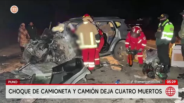 Cuatro muertos deja choque de camioneta y camión en Puno. Foto: América Noticias Cuatro muertos deja choque de camioneta y camión en Puno. Foto: América Noticias