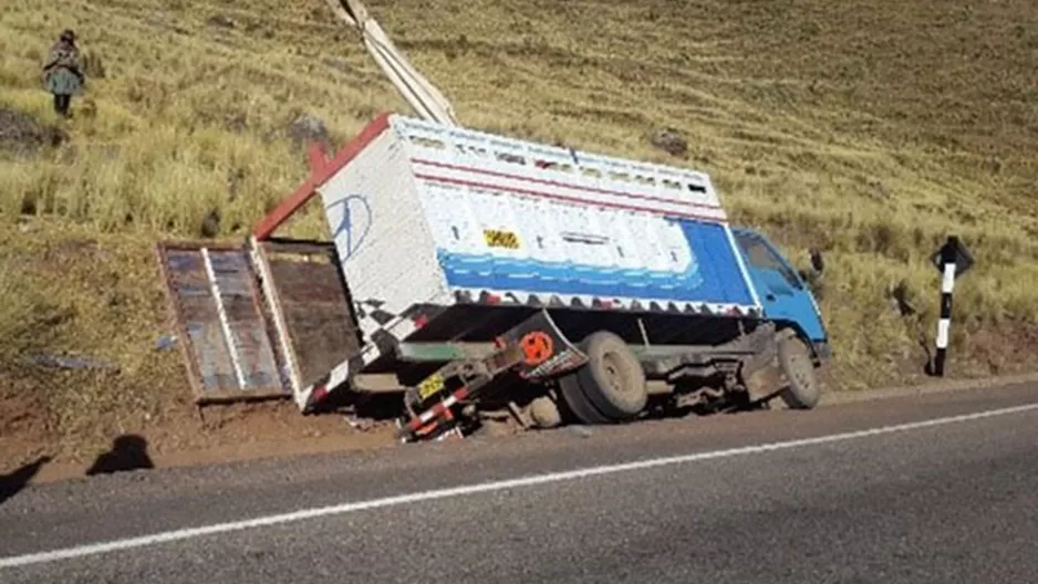 El camión se despistó y generó congestión vehicular. Foto: Referencial