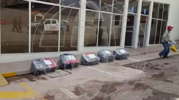 Maletas en Cusco. América Noticias Maletas en Cusco. América Noticias