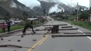 Bloqueo de carreteras en Cusco.