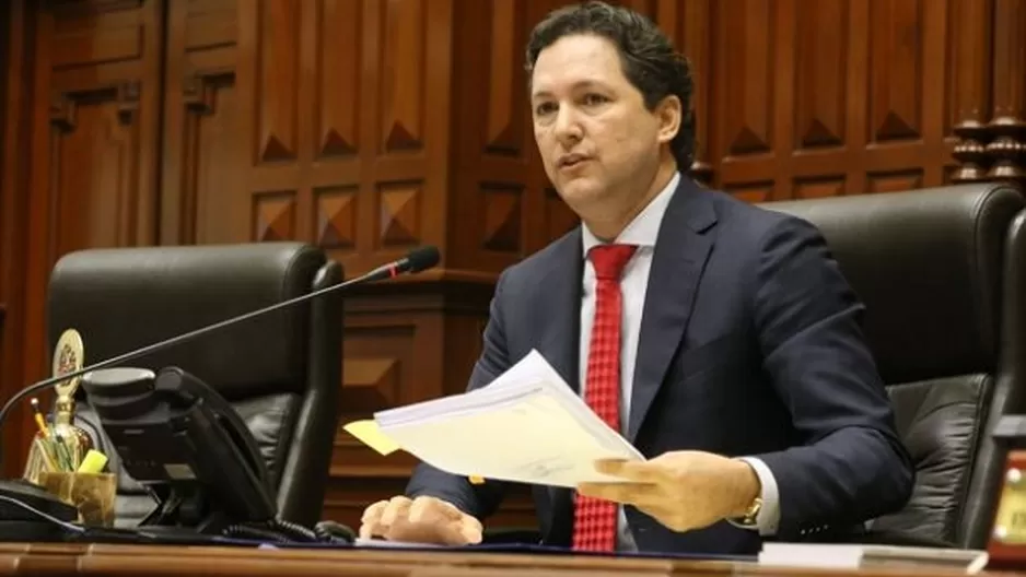 Daniel Salaverry volvió a la conducción de la Mesa Directiva del Congreso. Foto: El Comercio