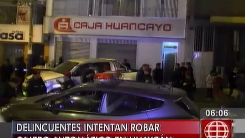 Huaycán: delincuentes intentaron arrancar cajero automático de agencia bancaria