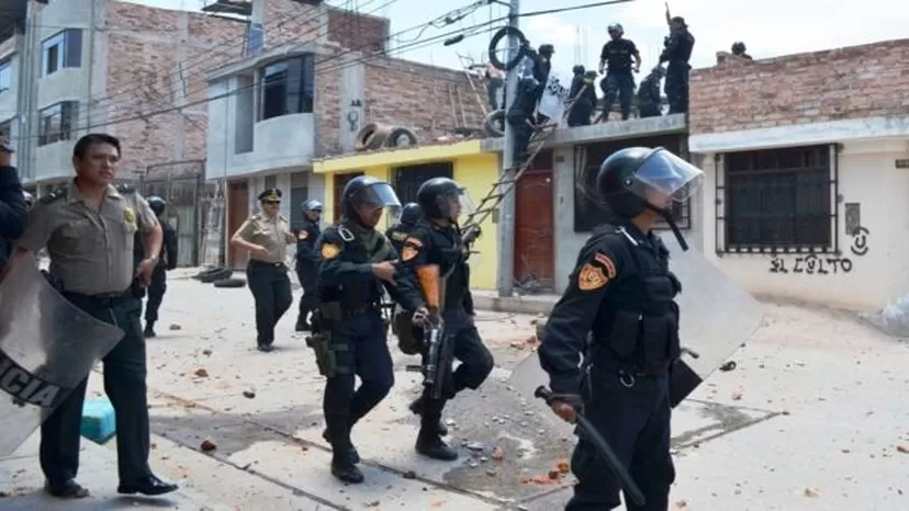 Solicitan que excarcelen a policías involucrados en desalojo de Cajamarca