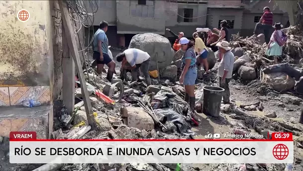 Desborde del río Sankirhuato inunda viviendas en el Vraem. Foto: América Noticias