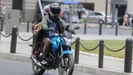 Desde el 21 de enero multarán a motos con dos personas a bordo