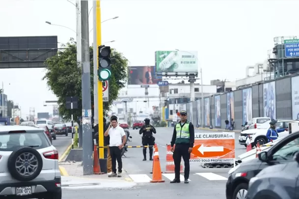 Desvío vehicular en avenida Faucett por obras. Foto: Andina Desvío vehicular en avenida Faucett por obras. Foto: Andina